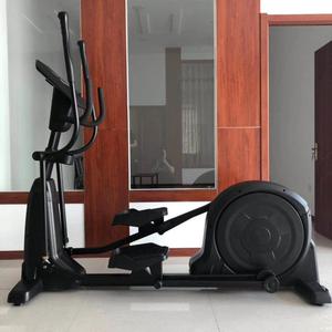 XINRUI XR9005 Elliptique Cross-Trainer Cardio pour la Maison et le Fitness Commercial, à Roues Arrière, Résistance Réglable, Mouvement Fluide - Product Image 6