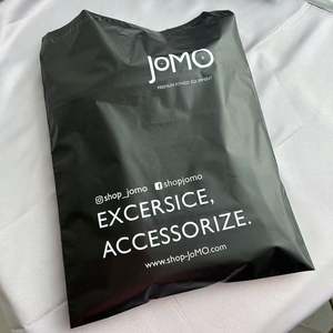 En gros, Chine, pochettes d'expédition en polyéthylène de 12 x 15 pouces, blanches/roses/noires/nude/bleu marine, pour l'emballage de vêtements, auto-adhésives - Product Image 2