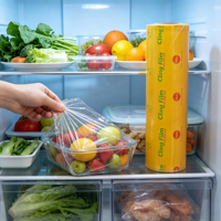 Film alimentaire en PVC commercial en rouleau jumbo, forte adhérence et extensibilité, taille personnalisée et marque privée, commande par conteneur complet