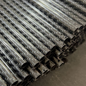 Haute rigidité Anti-vibration 12mm 15mm 18mm diamètre fibre de carbone UAV train d'atterrissage tige <span class=keywords><strong>Ultra</strong></span> <span class=keywords><strong>léger</strong></span> pour pièces d'<span class=keywords><strong>hélicoptère</strong></span> - Product Image 3