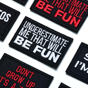 Écusson brodé tactique 3D à repasser en noir <span class=keywords><strong>blanc</strong></span> rouge rectangulaire anglais lettre Style <span class=keywords><strong>autocollant</strong></span> en tissu - Product Image 1