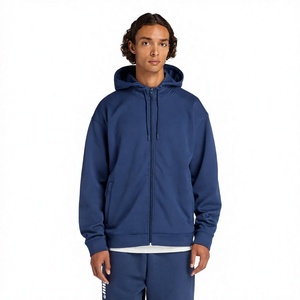 Sudadera con capucha para hombre con logotipo bordado personalizado en la parte delantera, con cierre de cremallera, tejido sólido de poliéster de secado rápido, para gimnasio y uso casual. - Product Image 3