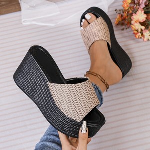 Sandales à talons pour femmes en gros, <span class=keywords><strong>chaussures</strong></span> décontractées pour femmes, pantoufles pour femmes, sandales plates à talons plats pour femmes faites à la main, pantoufles décontractées pour femmes - Product Image 3