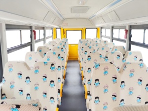 Nouveau Type 7.4m Long entraîneur scolaire <span class=keywords><strong>pour</strong></span> <span class=keywords><strong>étudiant</strong></span> Transport de passagers Transmission manuelle de carburant diesel Norme d'émission Euro 5 - Product Image 5