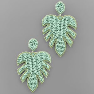 Boucles d'oreilles brodées de fil artistique et de perles - Product Image 1