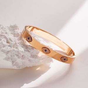 Nuovo Bracciale Impermeabile in Acciaio Inossidabile con Zirconi Cubici Lucidi e Occhio Blu del Diavolo - Product Image 4