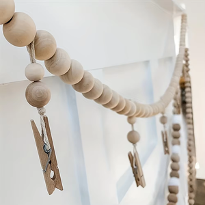 Collier de perles en bois porte-photos pour décoration murale, affichage de photos pour la Saint-Valentin et les loisirs en famille - Product Image 6
