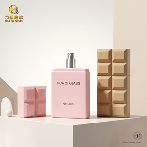 Botella de <span class=keywords><strong>Perfume</strong></span> Cuadrada de Vidrio Plano de Lujo de 100 ml, Botellas de <span class=keywords><strong>Perfume</strong></span> Vacías Personalizadas para <span class=keywords><strong>Mujer</strong></span> - Product Image 6