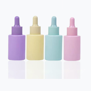 Flacon compte-gouttes en verre vide et coloré de 30 ml pour sérum, huile essentielle et crème pour le visage avec bouchon en aluminium/plastique - Product Image 1