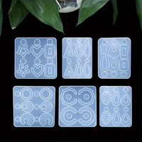 Un ensemble de 306 pièces de boucles d'oreilles moule en silicone bricolage, accessoires décoratifs de pendentif d'art de coulée de résine fabriqués à la main
