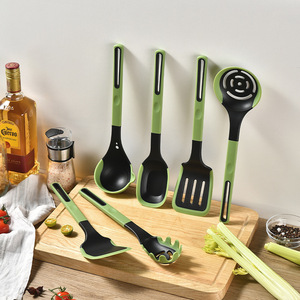 Juego de utensilios de cocina antiadherentes de silicona de 7 piezas con mango de nailon, resistentes al calor, incluye espátula y herramientas de cocina - Product Image 4