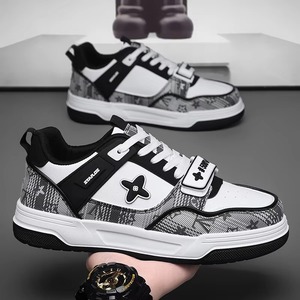 2026 Original <b>Box</b> Designer logo Graffiti Fashion Trend Casual Skate Shoes Men's and Women's Sports Shoes Stylish Men's Shoes - Product Image 1
