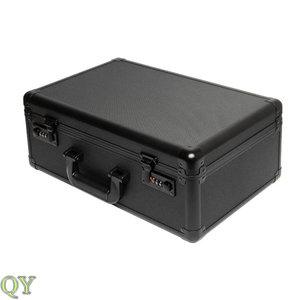 YY Caja De Almacenamiento De Cartas Graduadas De Aluminio Con 4 Ranuras Y Cerradura Para Coleccionistas - Product Image 6
