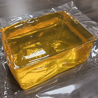 Adhésif thermofusible haute viscosité pour l'assemblage intérieur des boîtes à vin, idéal pour les emballages rigides personnalisés de cadeaux et de cosmétiques – Fabricant de colle.