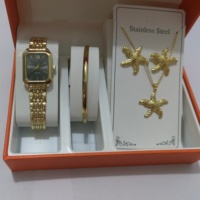 Ensemble de bijoux de luxe doré pour femme : Montre-bracelet tendance, bague, collier, boucles d'oreilles et bracelet en strass