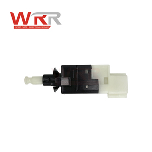 0015456709 0015459609 Interrupteur de feux stop pour Benz W203 W210 C230 E320 – Composant de contrôle du capteur de feu stop de qualité supérieure - Product Image 3