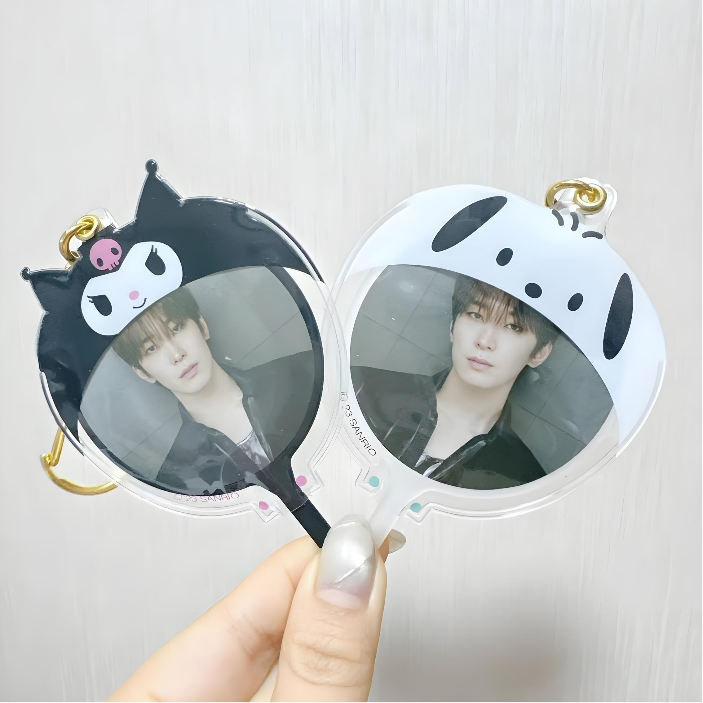 ZC0519 Custom Designed PVC Kpop Image Mini Picket Cover Plastic Material for Kpop Themed Parties
