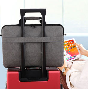 Sac de messager pour <span class=keywords><strong>ordinateur</strong></span> portable en toile imperméable de 13/14/<span class=keywords><strong>15</strong></span>/<span class=keywords><strong>15</strong></span> <span class=keywords><strong>pouces</strong></span> personnalisé style simple pour les hommes et les femmes <span class=keywords><strong>ordinateur</strong></span> portable - Product Image 2