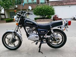 Affidabile Motocicletta <span class=keywords><strong>Suzuki</strong></span> a Benzina GN125 125cc per Trasporto Quotidiano, Resistente all'Usura per Carico e Pendolarismo - Product Image 4