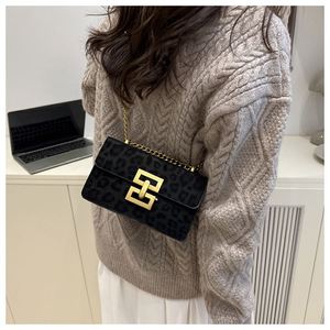 Bolso Cuadrado Pequeño de Estilo Europeo y Americano Retro, Bolso de Mano de Lujo para Mujer, Bolso Bandolera Versátil y Popular - Product Image 5
