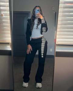 RUIQUWIN ขายส่งชุดเซ็ท 2 ชิ้น กางเกงขายาวลำลองเอวสูงทรงเข้ารูปพิมพ์โลโก้ตามสั่งสำหรับผู้หญิง ชุดออกกำลังกายสำหรับฤดูใบไม้ร่วง - Product Image 3