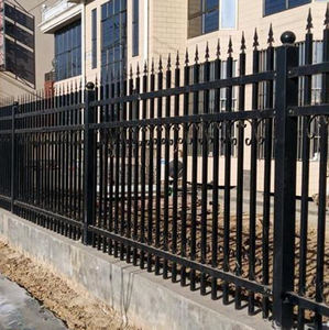 <span class=keywords><strong>Prix</strong></span> de gros Clôtures de jardin modernes en aluminium noir galvanisé de 3 m Panneaux de clôture en fonte de fer traités thermiquement Montage facile - Product Image 5