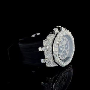 Montre de luxe pour homme en quartz avec diamant moissanite, cadran analogique en acier inoxydable, montre-bracelet haut de gamme pour les affaires - Product Image 3