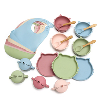 Ensemble de bols, assiettes, cuillères et fourchettes pour bébés en bois de bouleau de qualité alimentaire, avec logo personnalisé OEM/ODM et impression en relief, pour restaurants