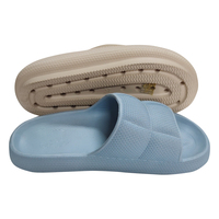 Nouveau style de sandales d'intérieur d'extérieur personnalisées pour hommes et femmes en PVC, pantoufles, chaussures d'intérieur à semelles souples