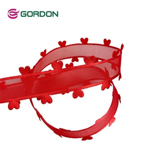 25mm <span class=keywords><strong>Rouge</strong></span> Couleur Mousseline de Soie <span class=keywords><strong>Organza</strong></span> Rubans Nylon Sheer <span class=keywords><strong>Organza</strong></span> Avec Coeur Bord pour Cadeau Décoration - Product Image 3
