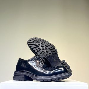 Chaussures Derby montantes pour hommes à lacets, décontractées d'été, à semelle épaisse antidérapante, rehaussantes, en cuir, vente en gros - Product Image 4