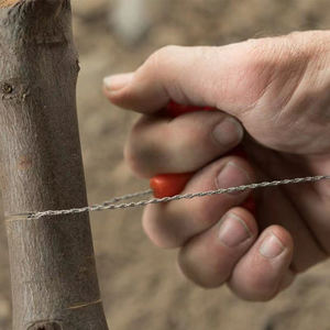 Vente en gros de scies à fil d'acier manuelles pour l'extérieur, outils de survie, coupe-chaîne, équipement de voyage portable, kits d'urgence pour le camping - Product Image 1