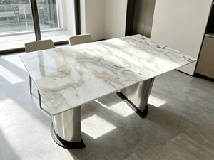 Table à manger de luxe en quartzite naturel Picasso, table à manger rectangulaire moderne en marbre bleu sodalite pour villa, maison, hôtel - Product Image 2