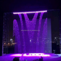 Fontaine commerciale extérieure en acier inoxydable Dewy avec rideau d'eau numérique LED et lumière laser pour la décoration paysagère urbaine