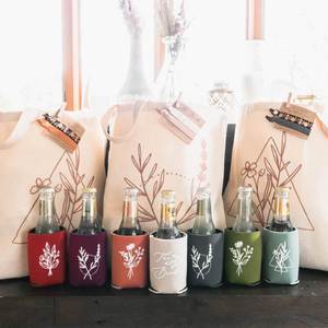 Enfriador de Latas Personalizado, Recuerdo de Boda Personalizado para Invitados, Regalos para Fiestas de Aniversario - Product Image 1