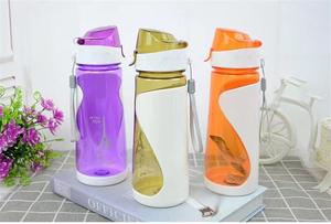 กระติกน้ำพลาสติกแบบพกพาทรงสปอร์ตมีโลโก้พร้อมขวดน้ำสีสันสดใส - Product Image 3