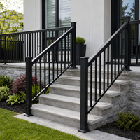 Clôture d'escalier en alliage d'aluminium sur mesure de 6 pieds, finition naturelle thermolaquée, design moderne durable avec installation rapide