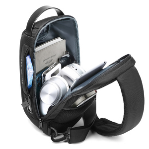 Fabrik heiße OEM benutzer definierte Männer reisen <span class=keywords><strong>Anti</strong></span>-Diebstahl Schulter koreanischen Stil Cross body wasserdichte Herren maßge schneiderte Schulter tasche - Product Image 3