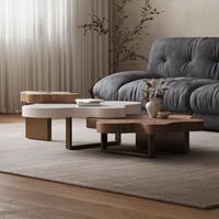 Ensemble de tables basses rétro Clover, forme améba, placage noyer, plateau en pierre frittée, structure en cuivre et acier inoxydable, pour maison et hôtel
