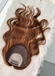 Topper de <span class=keywords><strong>cheveux</strong></span> humains 100% Premium pour femmes-Dentelle avec base en soie, respirant, effet cuir chevelu réaliste et artisanat de haute qualité - Product Image 2