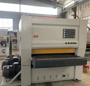 Machine à poncer à bande large de calibrage du contreplaqué à moteur de haute précision 1000 mm 1300 mm Bois MDF Porte de placard <span class=keywords><strong>Parquet</strong></span> Travail du bois <span class=keywords><strong>Ponceuse</strong></span> - Product Image 2