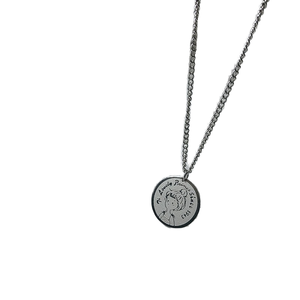 Aaku Little Prince Ins collana pendente per uomo donna Cool stile Hip-Hop Link acciaio titanio Versatile accessorio a forma di cartone animato - Product Image 6