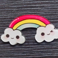 Broche acrylique créative trèfle tournesol dessin animé broche pour vêtements sac chapeau téléphone décoration