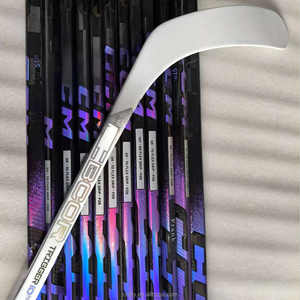 Bâton de <span class=keywords><strong>hockey</strong></span> en fibre de carbone flexible 20-105 SR INT JR, type P92/P28, adapté au <span class=keywords><strong>hockey</strong></span> sur glace - Product Image 2