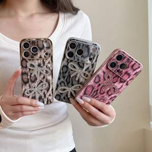 Funda Personalizada con Diseño de Leopardo <span class=keywords><strong>y</strong></span> Diamantes de Imitación para iPhone 17 Pro Max, Funda Protectora para iPhone 16 para Mujer - Product Image 1