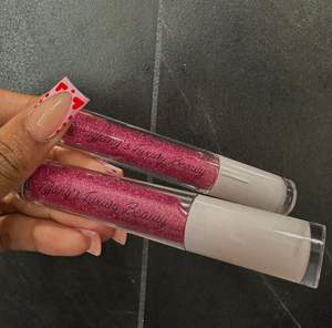 Makeup anak-anak glossy <span class=keywords><strong>lip</strong></span> <span class=keywords><strong>gloss</strong></span> tabung dasar kemasan wadah grosir massal label pribadi pemadat bibir <span class=keywords><strong>gloss</strong></span> - Product Image 3