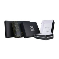 Boîte d'expédition en carton ondulé noir mat imprimée recto-verso, boîte d'avion en carton ondulé pour l'emballage de t-shirts à usage commercial