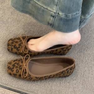 Zapatos de Novia Franceses Mary Jane para Mujer, Otoño-Verano 2026, con Tacón Cuadrado, Transpirables, con Tiras Cruzadas, de Moda - Product Image 2