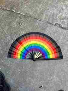 Éventails promotionnels en tissu de bambou grand format pour publicité - Product Image 2