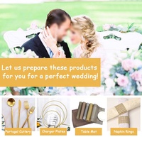Vente en gros 13 pouces sous l'assiette en plastique transparent argenté de table élégantes assiettes de présentation perlées à bordure en or rose pour mariage